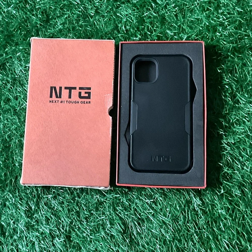 iPhone Case Heavy-Duty Tough Rugged Lightweight Slim Shockproof Protective